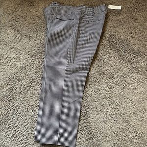 Womens ankle slacks New with tags